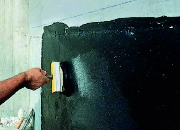 Bitumen Rubber Based Waterproofing Material Bitumer 100 2k Application Image 1