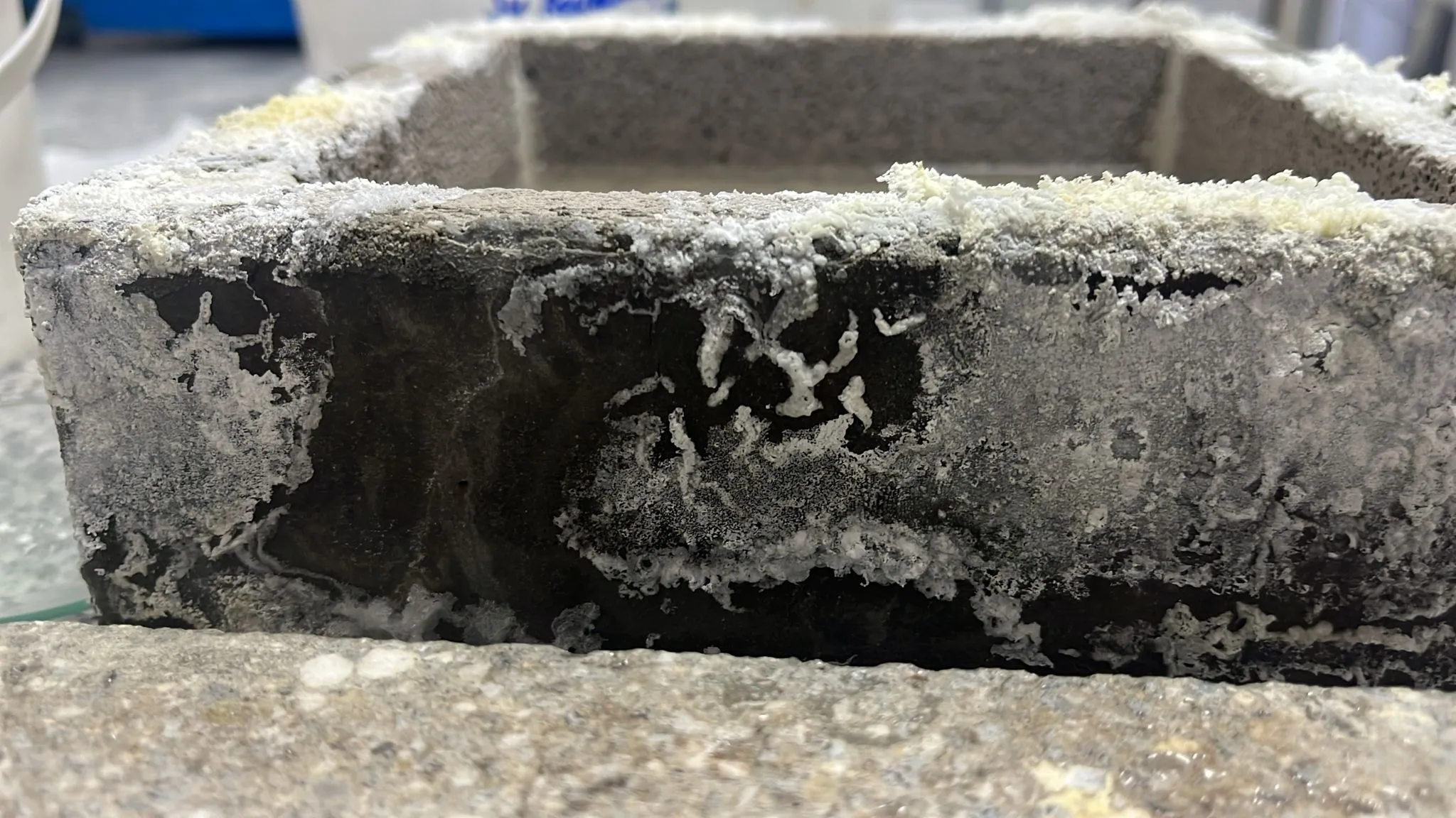 Crystallised Waterproofing Material Crystallize Application Image 1