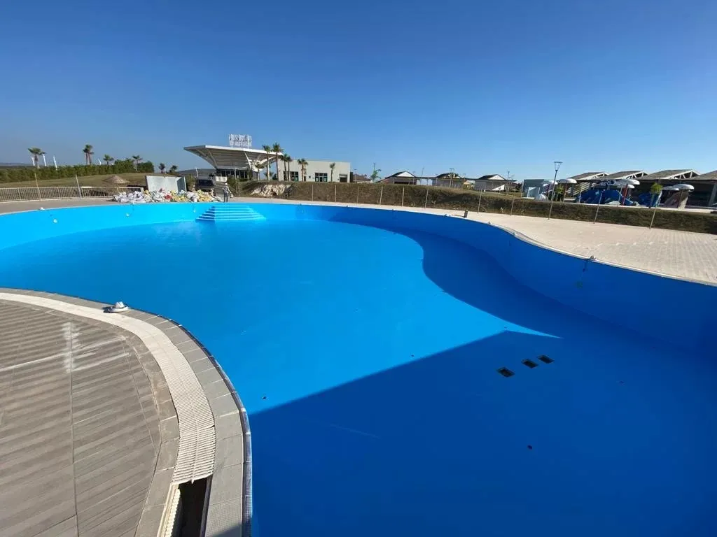 دهان حمام السباحة Pool 100 تطبيق مرئي 4